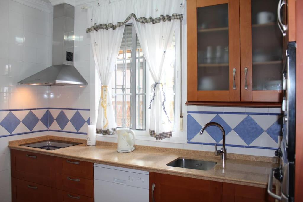 Casa 4 Dormitorios En Ayamonte Esterno foto